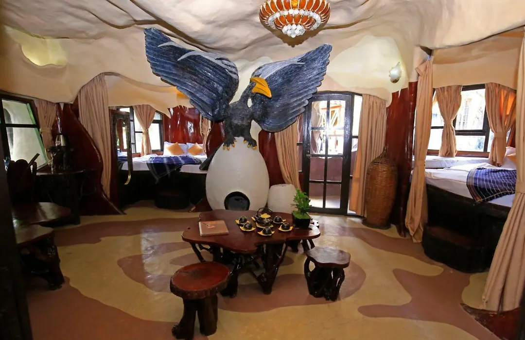 Crazy House-1